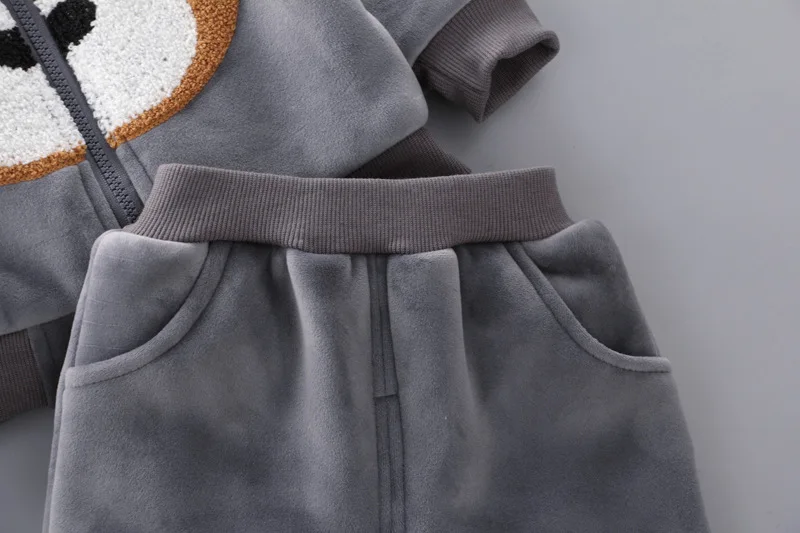 Conjunto de tres piezas otoño-invierno para bebé - Imagen 8